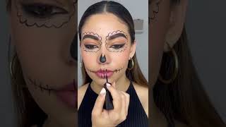 Tutorial de maquillaje Catrina fácil y rápido