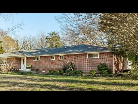 320 Isbill Rd, Chattanooga, TN home video tour