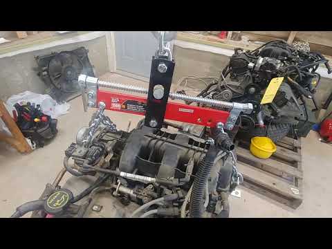 Lifting Location Points On Ford 4 0l V6 Engine Using Load