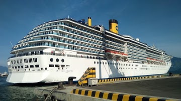 Du thuyền cập cảng tiên sa đà Nẵng Yachts to dock in Da Nang