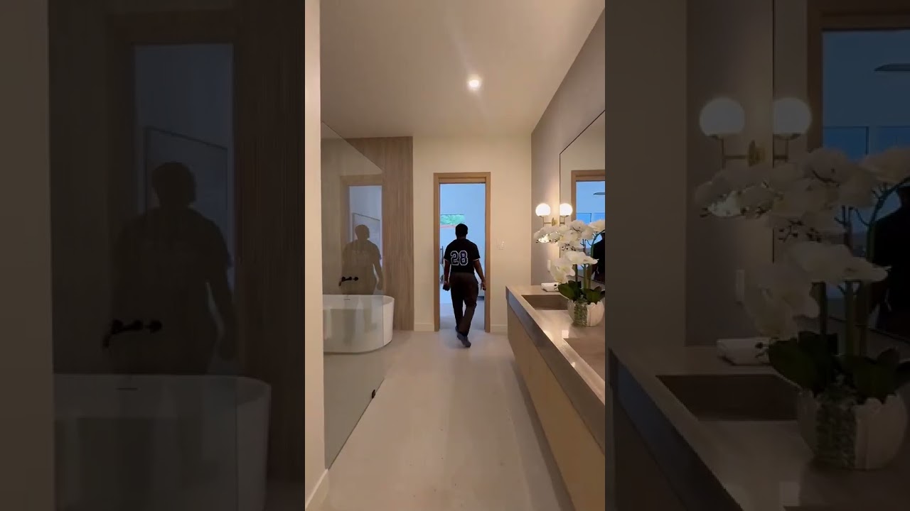 Coastal luxury in Dallas—5 beds, media room, office, and 5,300+ sq ft of dreamy living space.