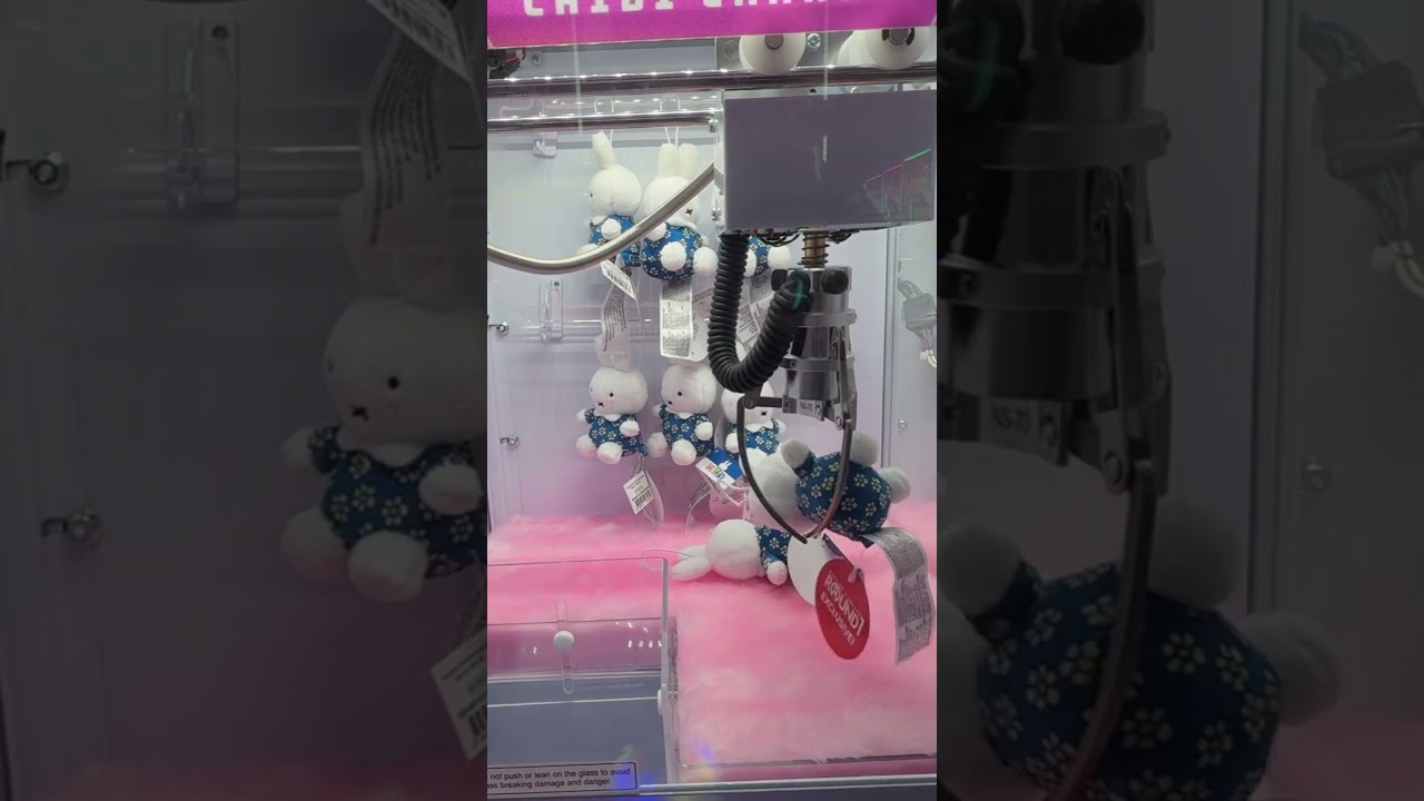 Winning a #miffy on the #chibiclaw at #round1 @round1usaofficial