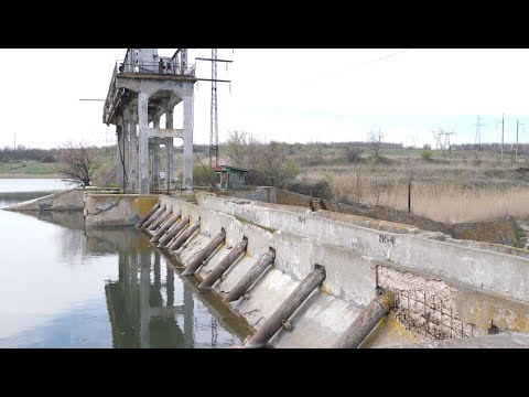 Карловское водохранилище донецкая область. Вербенское водохранилище красный Сулин. Карловское водохранилище дамба. Дамба Карловского водохранилища Донецкая область. Кураховское водохранилище дамба.