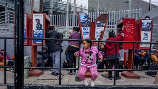 Hundreds of migrants creating makeshift camp outside the San Ysidro border crossing