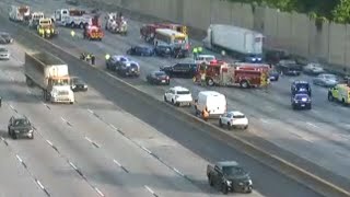 Bus crash on I-75 NB shuts down lanes in Cobb County