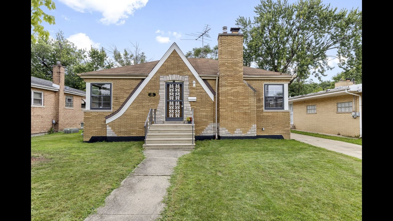 Michael LaFargue|360 Streamside Drive|Harvey, IL|ColdwellBankerHomes.com