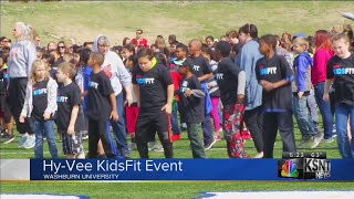 HyVee hosts KidsFit event