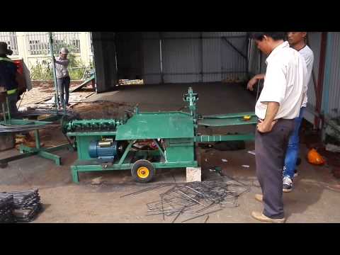 Video Máy bẻ đai tự động sắt xây dựng 6-8mm,bàn giao tại... - youtube