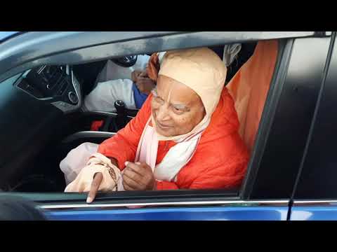 Srila Guru Maharaj going on the way of Chandigarh from Dharamsala 5 OCT 2021