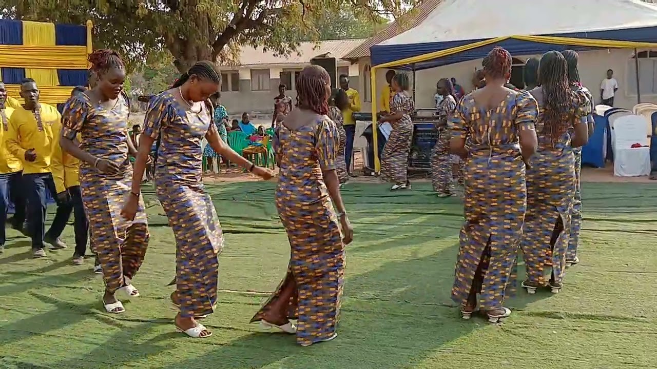 Weledu ta yesua jebu le'na damana _ Christmas celebration 🎅 🎄 🎁 