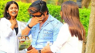 Blind😎 Man Prank (Flirting) On Cute Girl😵‍💫 | GULLY STAR