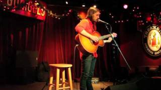 Robert Ellis "Changin Man" - Live at The Mucky Duck - November 23, 2010 chords