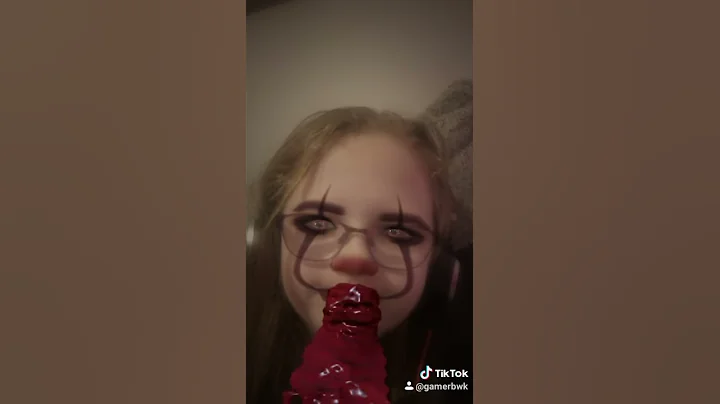 I'm trying to make my tik tok famous so pls subscr...