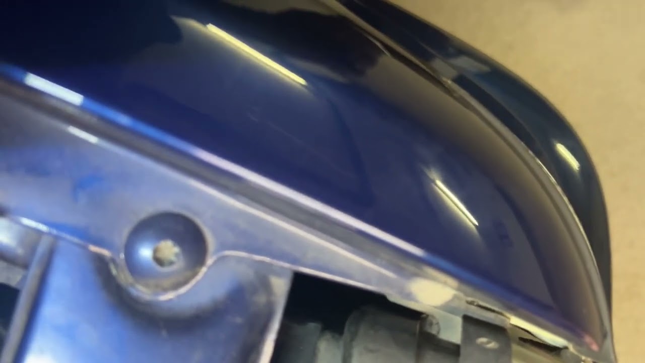 E36 Motorhaube von außen öffnen bei gerissenem Bowdenzug