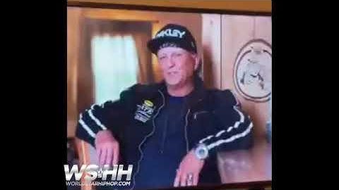 Get ur ass over here 😂😂😂