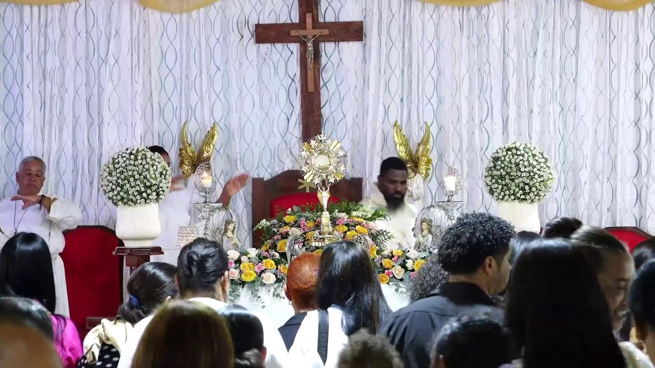 JUEVES EUCARISTÍA. ENTRÉGALE TU CORAZÓN  | REV PADRE BRUNEL DRAGON