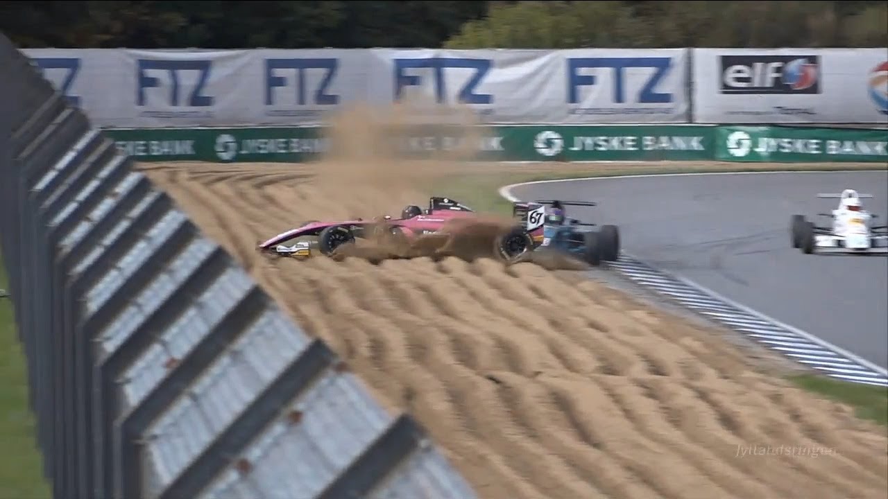 Formel 4 DK & Formel 5 Denmark 2018. Race 2 FDM Jyllandsringen (3). Crash