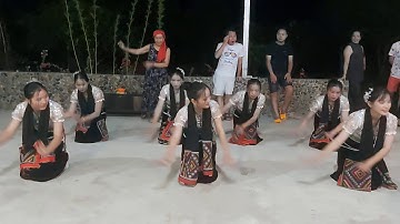 Thiếu nữ Thái xã Ngọc Chiến, Mường La, Sơn La