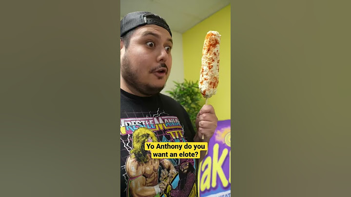 When you give your short friend Elotes 😂