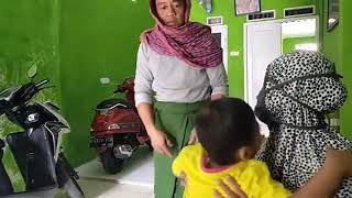 Enyak kopsah - bocah mao disembur