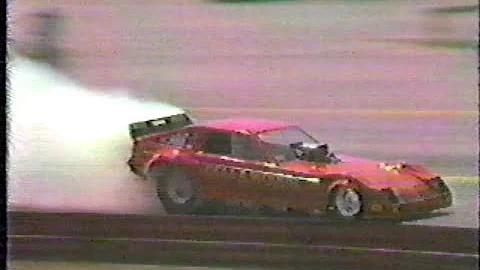 Tom Hoover vs Della Woods 1983 NHRA INDY U.S. Nati...