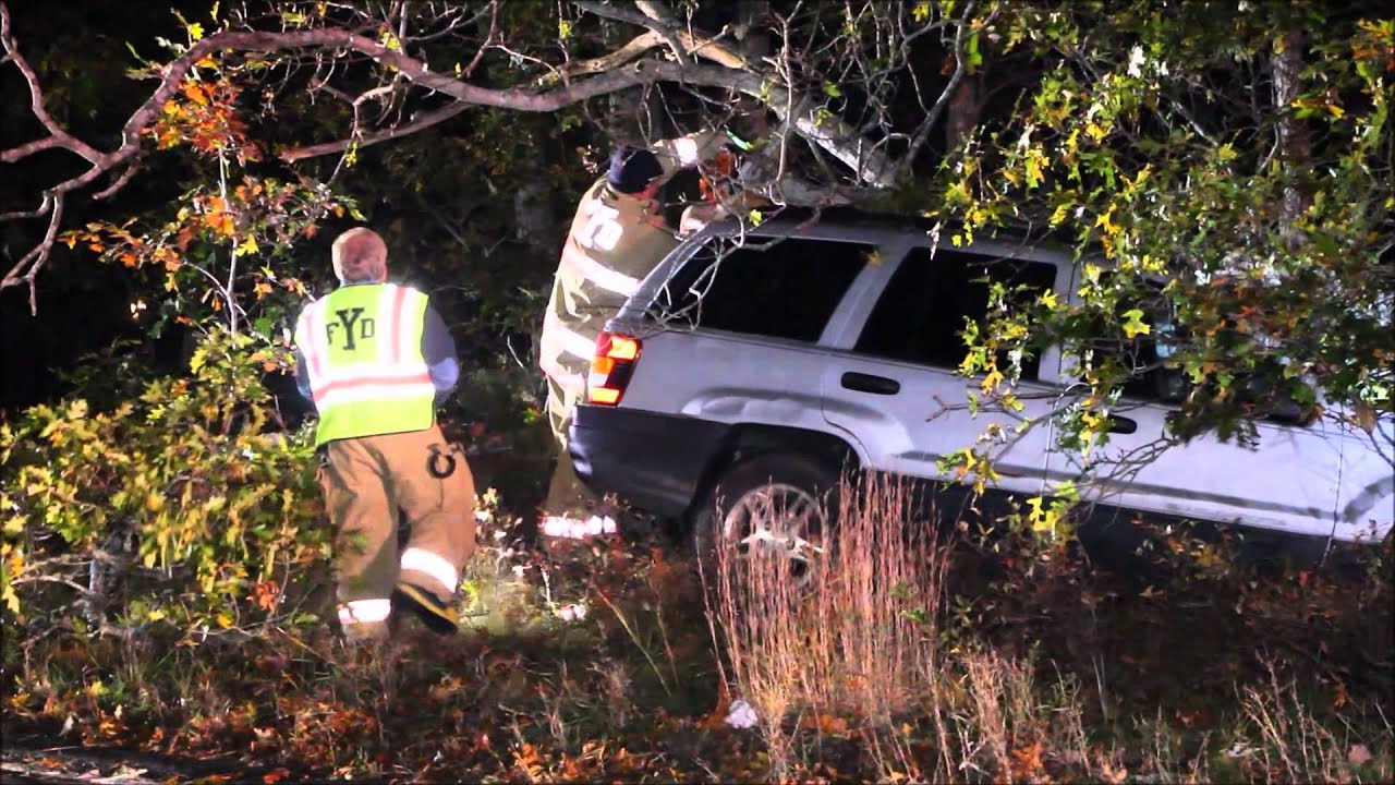 Father arrested for OUI after hitting trees with kids on board female ...