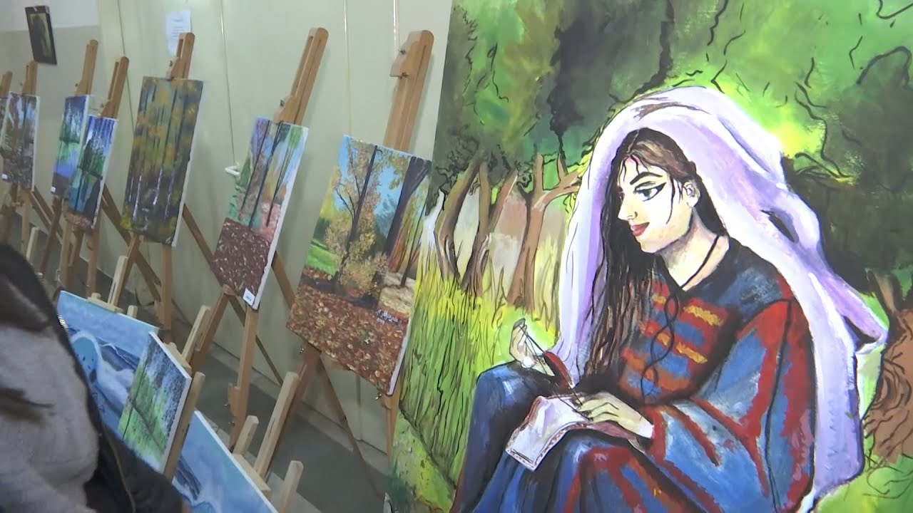 نابلس.. "فن من القلب" معرض لأعمال ذوي الإعاقة