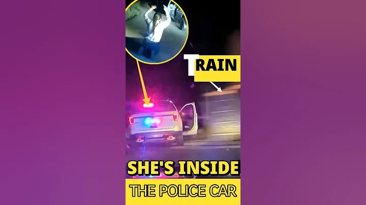 The train crashes into police vehicle - caught on camera