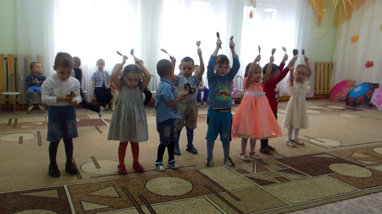 Танец с ложками музыка. Танец ложкарей в детском саду. Танец с ложками в детском саду. Танец с ложками для малышей в детском саду. Танец с ложками в детском саду младшая группа.