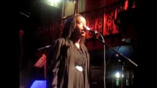 Cold Specks - Send Your Youth (Live @ Hoxton Hall, London, 20.06.12)