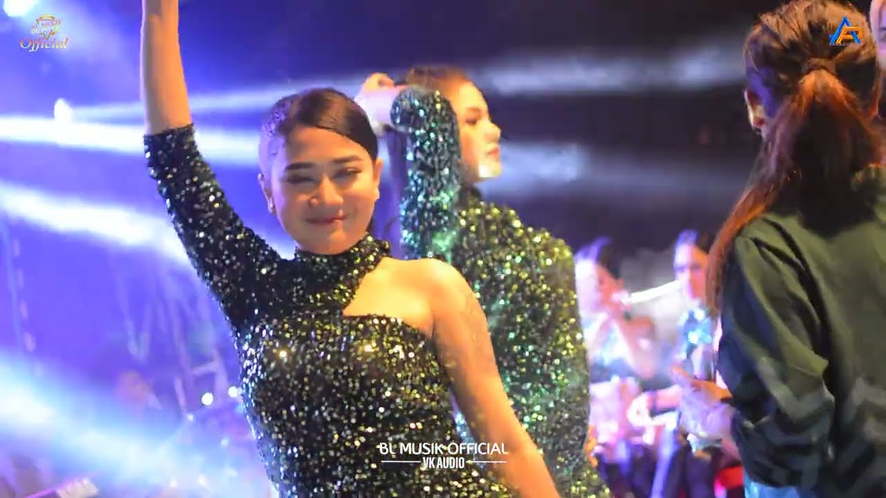 GELAS RETAK - SINKAXUN - BLMUSIK LIVE IN BENGKOK MUNCANG