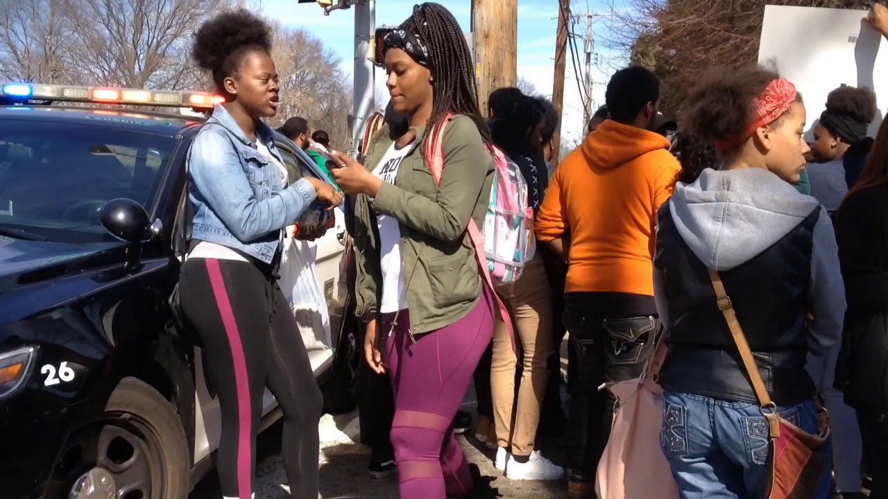 Riverview Gardens High School Students Speak About Gun Violence