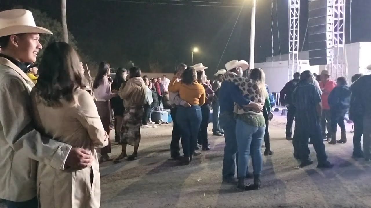 BANDA LA MENTIRA, NOCHE DE ANIVERSARIO EN EJIDO LA PINTA COAHUILA