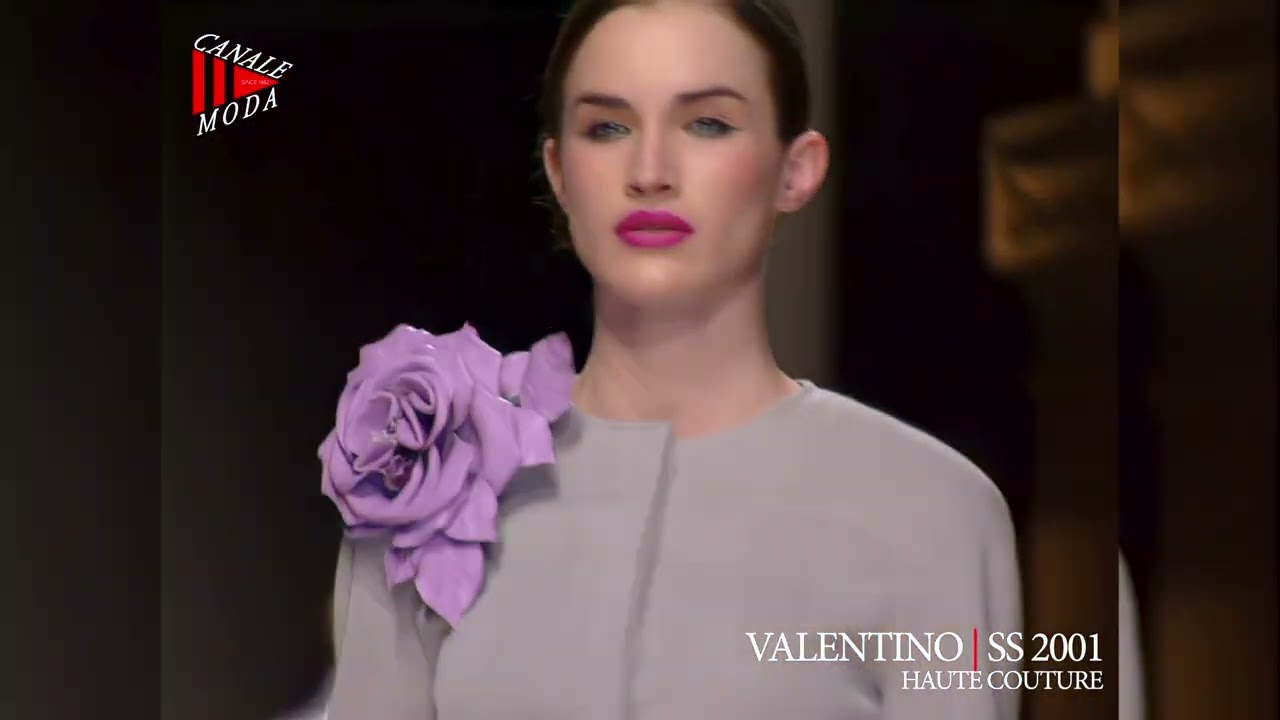 VALENTINO Haute Couture Spring Summer 2001 Paris 4K - Canale Moda