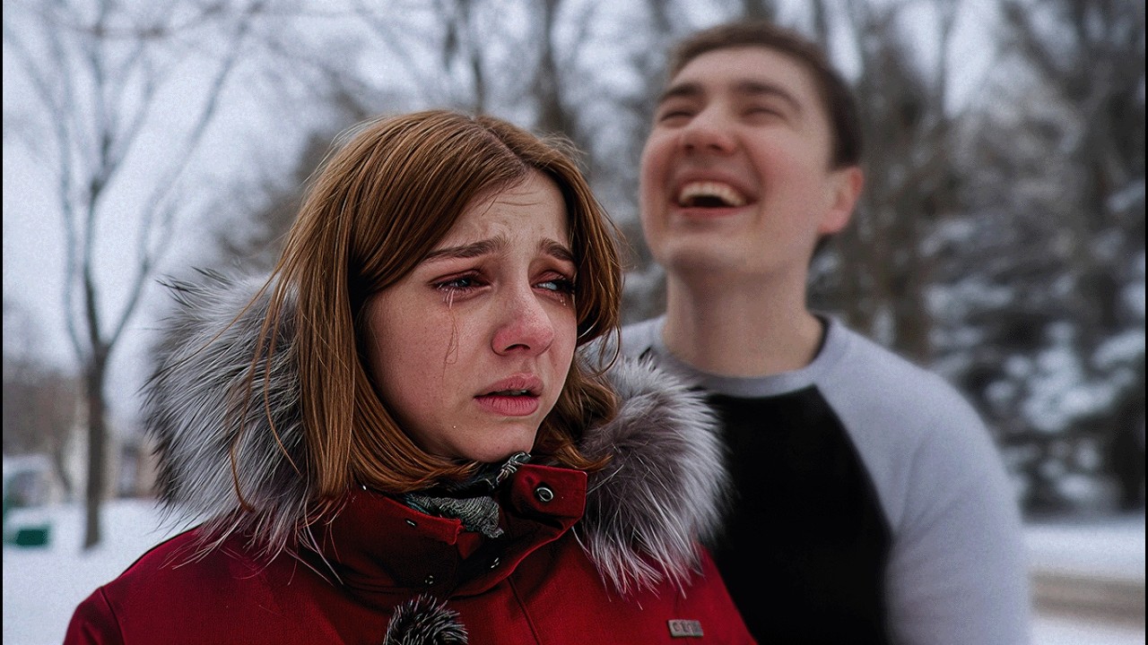 Украинец РАДУЕТСЯ страданям россиян в Белгороде