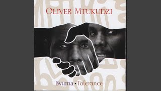 Video thumbnail of "Oliver Mtukudzi - Akoromoka Awa"