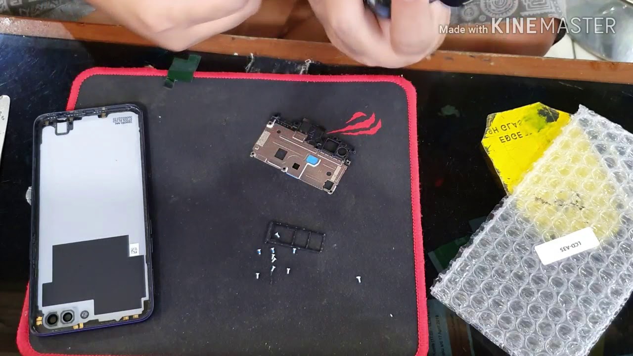 CARA MEMBONGKAR HP OPPO A3S DAN MEMASANG LCD BARU DENGAN CARA YANG