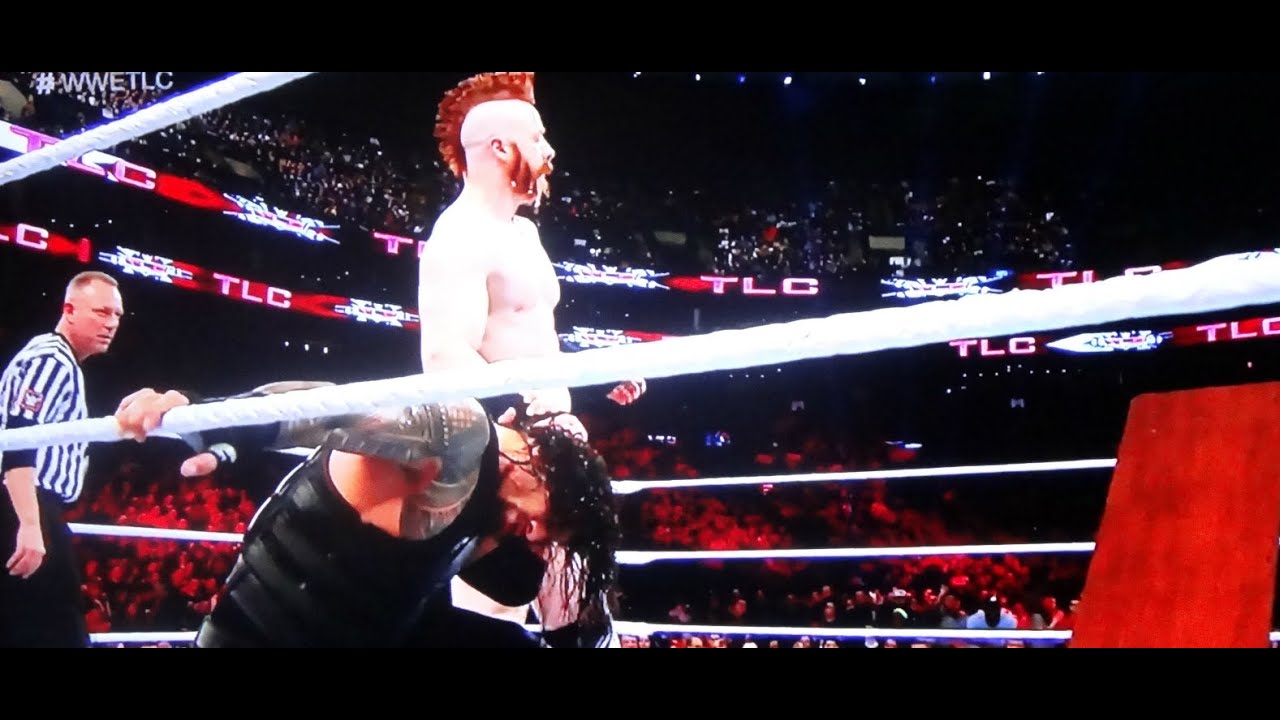 WWE TLC 2015 Sheamus vs. Roman Reigns Tables Ladders & Chairs Match