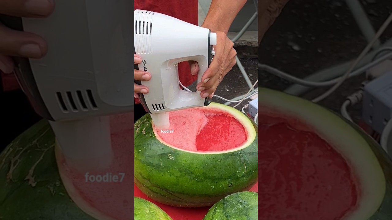 Amazing! Perfect Watermelon Juice in Malacca, Malaysia - Malaysian Street Food