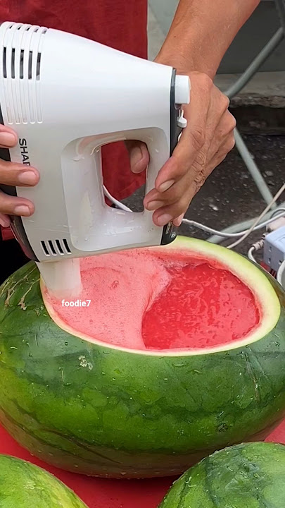 Amazing! Perfect Watermelon Juice in Malacca, Malaysia - Malaysian Street Food
