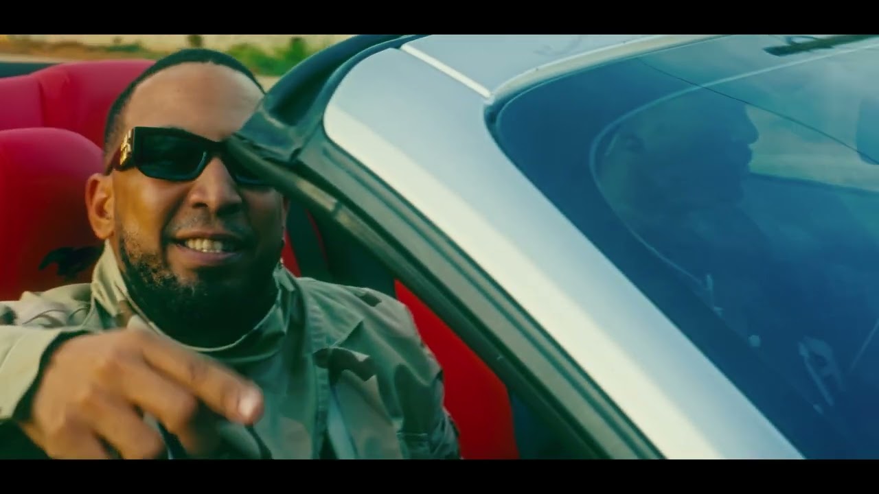 Biura - COMBOIO ( Prod. Paco ) auf YouTube ansehen Biura - COMBOIO ( Prod. Paco ) auf YouTube ansehen