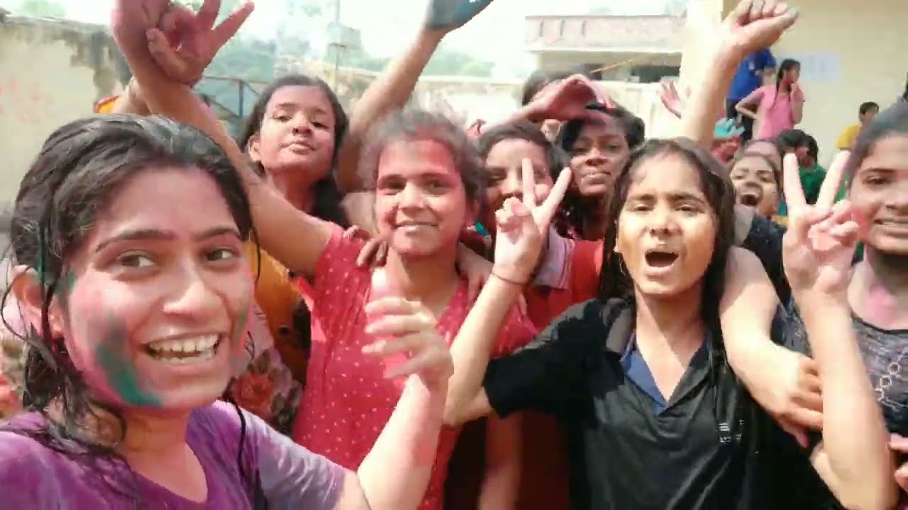 JNV Girls hostel Holi party|| Anjali Vlog|| JNV Noida || Girls hostel|| NVS