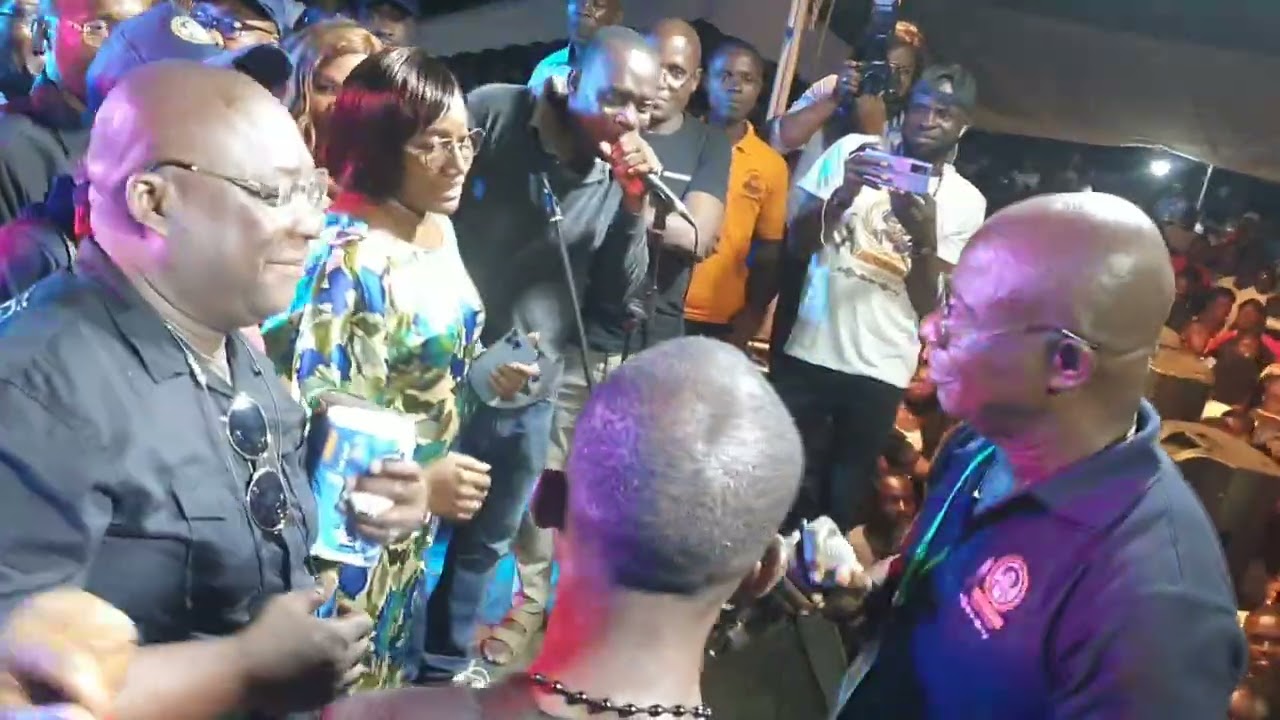 Atsé Hilarion Aux Obsèques De Apichèkè A Ananguié - Haoussa Kabun