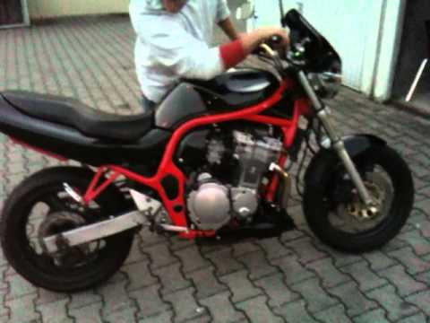 Dennis seine Suzuki Bandit 600 ohne Topf