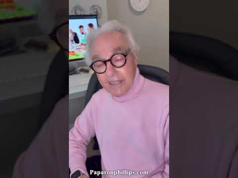An Easy Way to Spread Holiday Cheer | Papa Ron: Older & Wiser Snapshots℠ #shorts