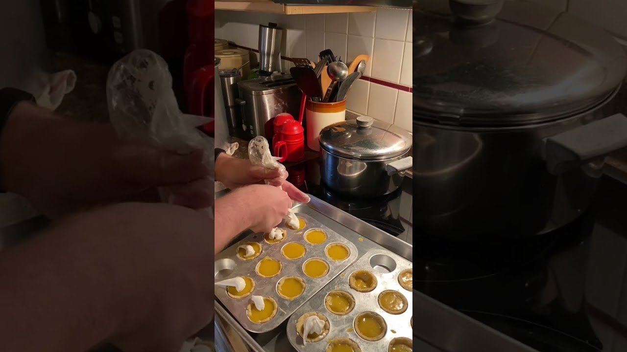 How to MAKE the lemon meringue tart - the perfect dessert! #shorts #food #cooking