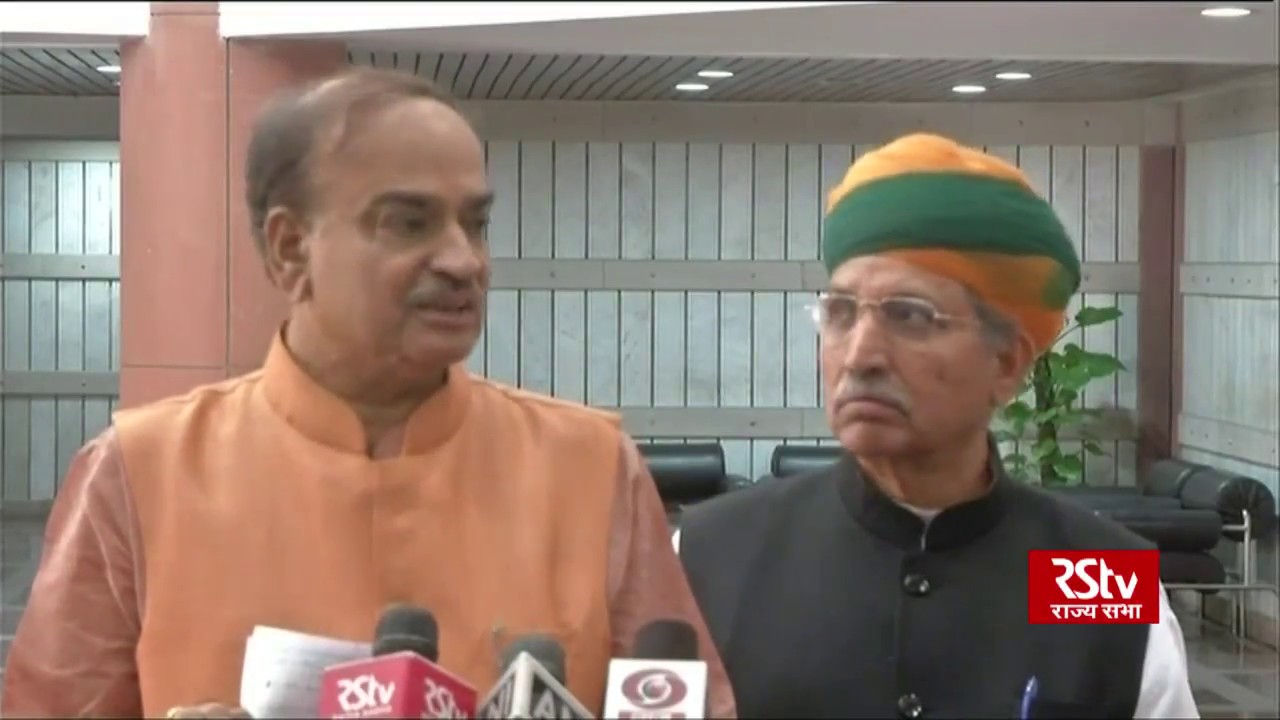 Ananth Kumar pays tribute to M Karunanidhi