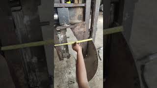 cara perenggangan daun screw conveyor menggunakan hidrolik