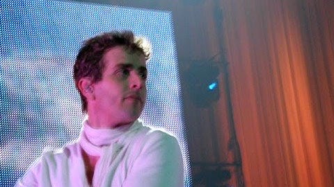 NKOTB Joe McIntyre So Close you could Kiss Him!