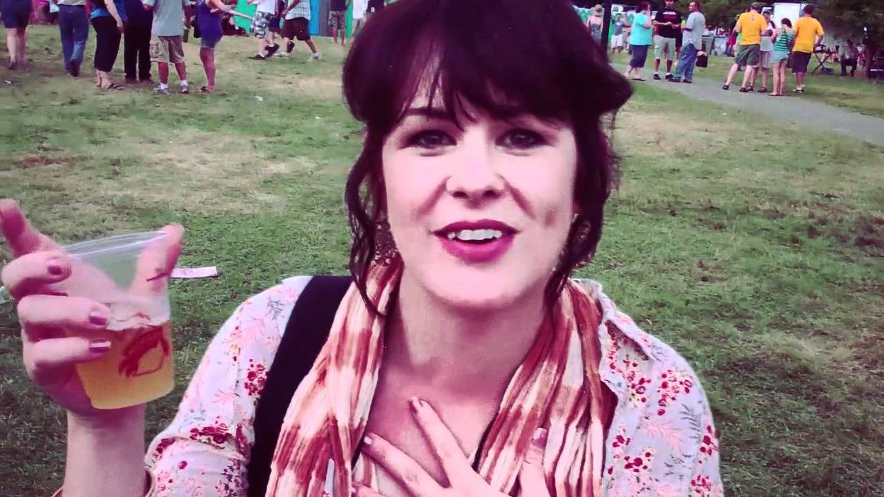 The Hopster: Unity Vibration Triple-Goddess Ginger